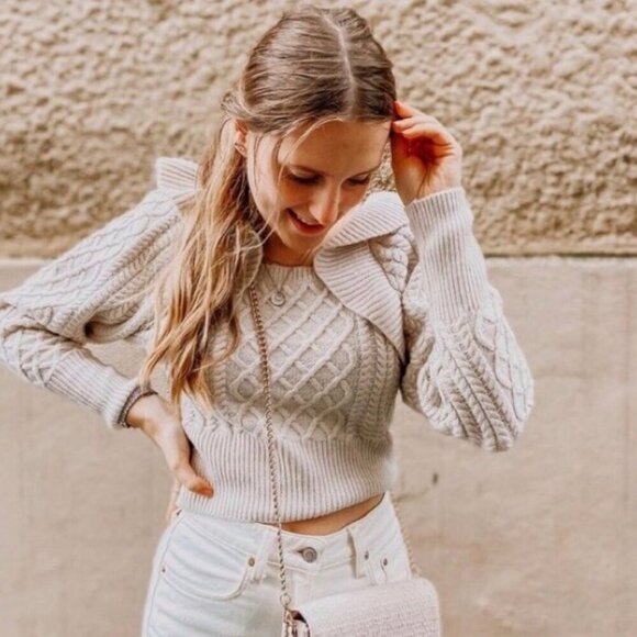 H&M Sweater Womens Size Medium Oatmeal Flounced Cable Knit Ruffle Crop Fall Wear - Picture 4 of 16